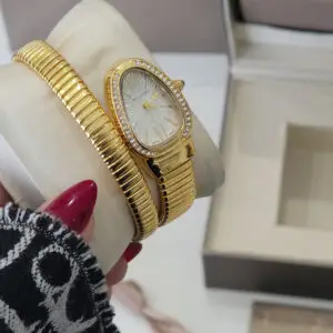 ساعه بلغاري ثعبان لفه كوبي