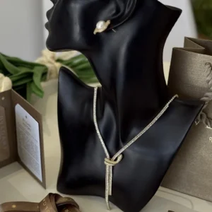 سلسال وحلق بولغاري زركون ذهبي