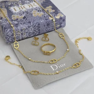 طقم ديور cd اربع قطع